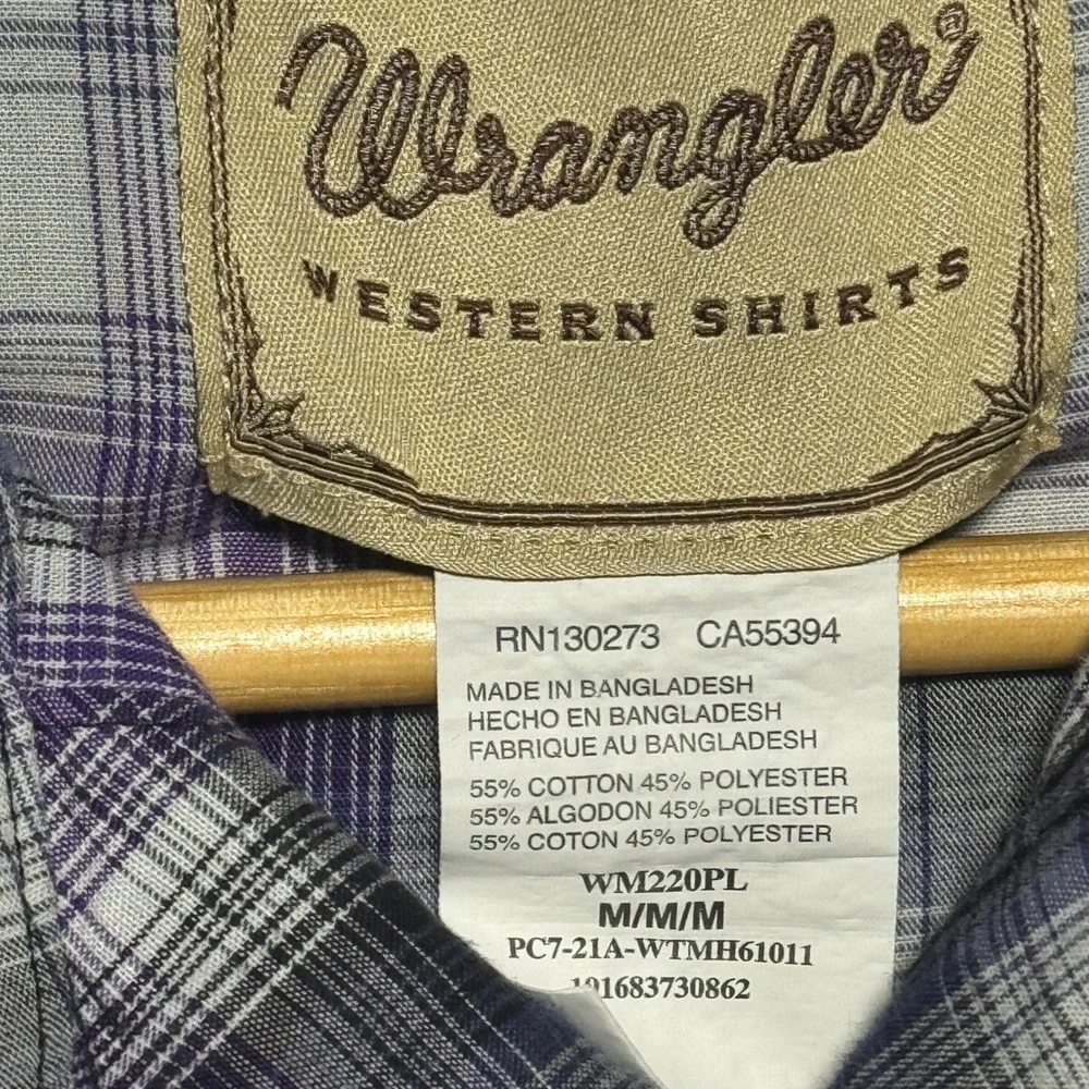 Wrangler Western Shirt Mens Medium Purple Black Plaid Pearl Snap Short Sleeve - Picture 2 of 5